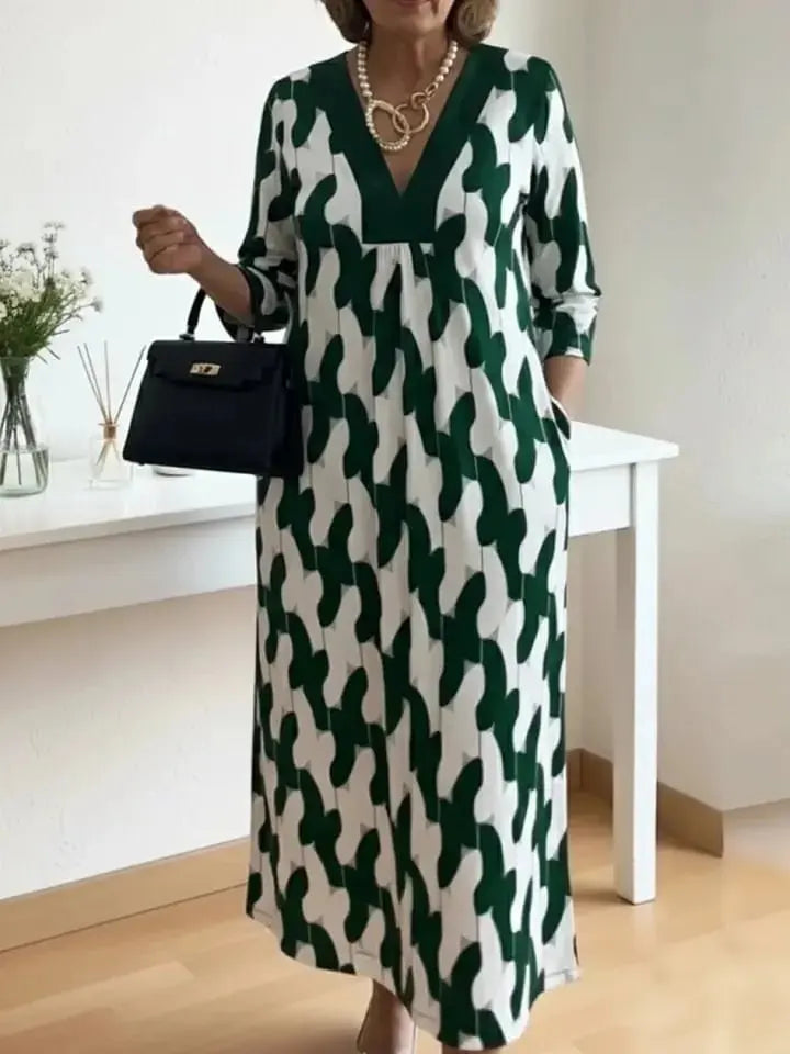 Everyday V-Neck Midi Dress Classic